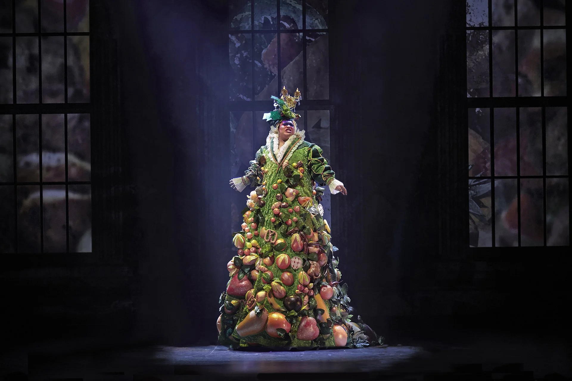 ノースアメリカンベア: Fluffy [A Christmas Carol] a christmas carol — geoffrey simon brown